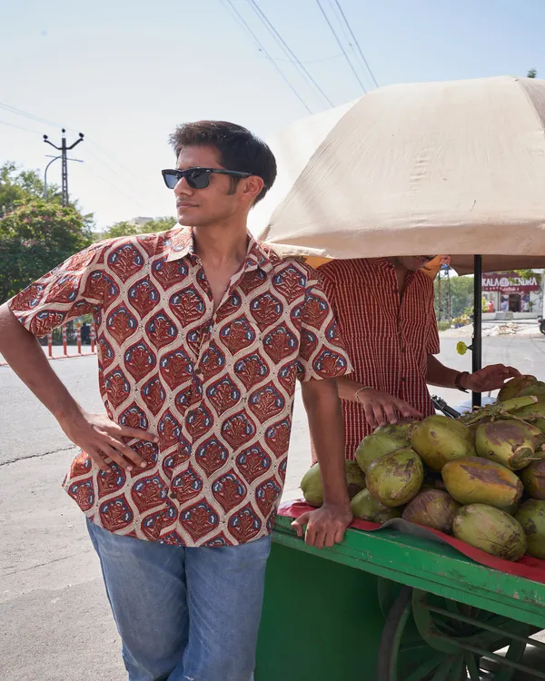 Hand_Blockprinted_Cotton_Half_Sleeve_Shirt_For_Men_Regular_Fit_Brown