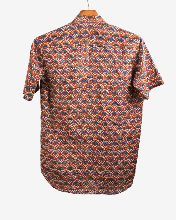 Hand_Blockprinted_Cotton_Half_Sleeve_Shirt_For_Men_Regular_Fit_Beige_Blue_Motifs