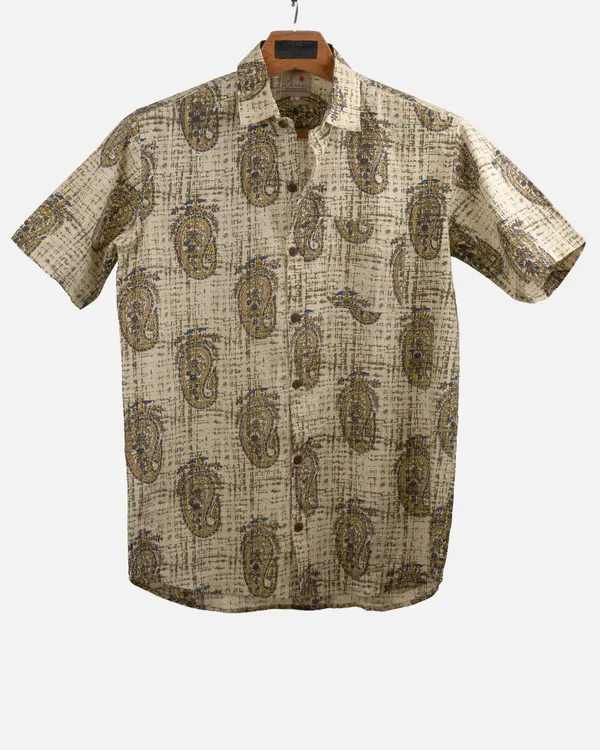 Hand_Blockprinted_Cotton_Half_Sleeve_Shirt_For_Men_Regular_Fit_Beige_Black_Paisley_Design