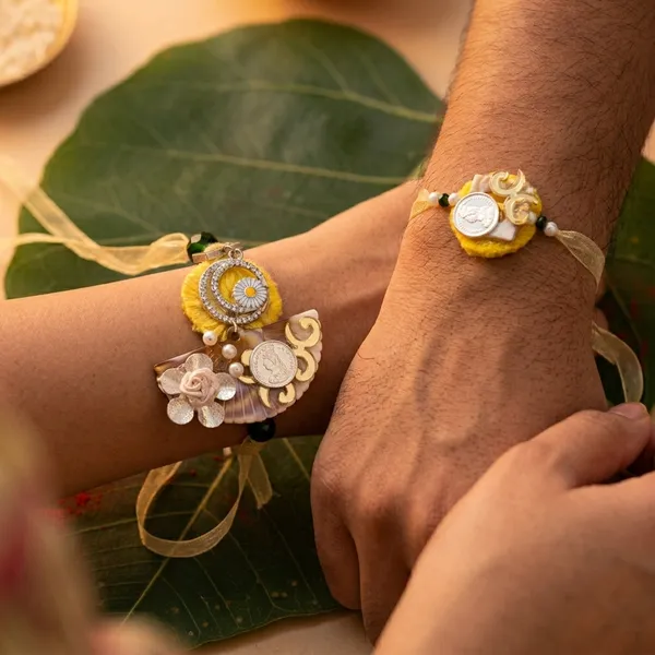 925_Silver_Coin_Bhaiya_Bhabhi_Yellow_Pink_Texture_Rakhi_Default_Title