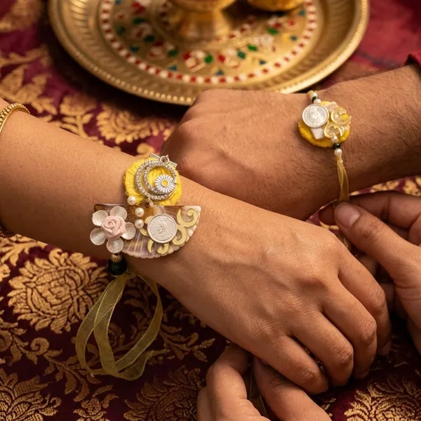925_Silver_Coin_Bhaiya_Bhabhi_Yellow_Pink_Texture_Rakhi_Default_Title
