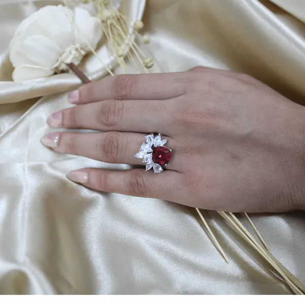 Eternal_Grace_Ring_Default_Title