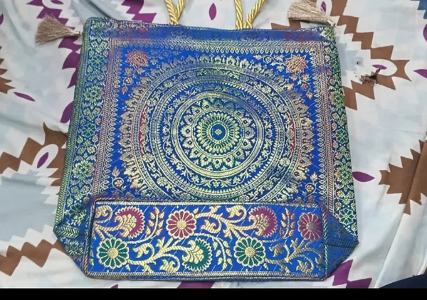 Blue_Brocade_Printed_Shoulder_Bag_for_Women