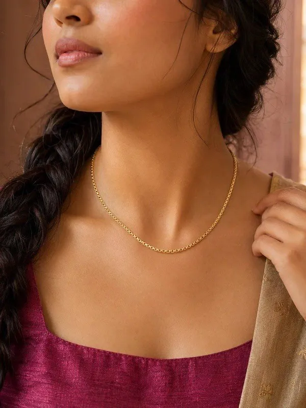 Gold_Tone_Delicate_Chain_Necklace_for_Women