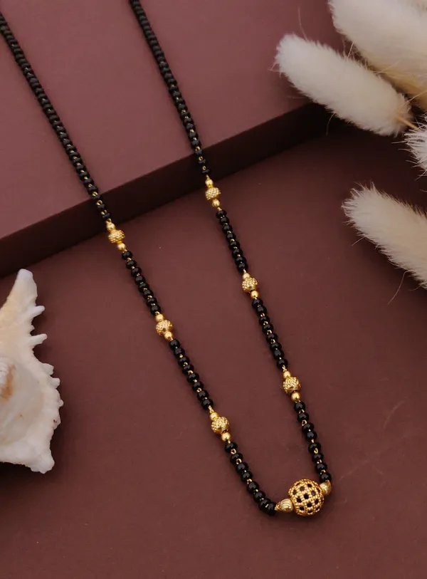 Black_Beaded_Gold_Tone_Mangalsutra_Necklace_for_Women