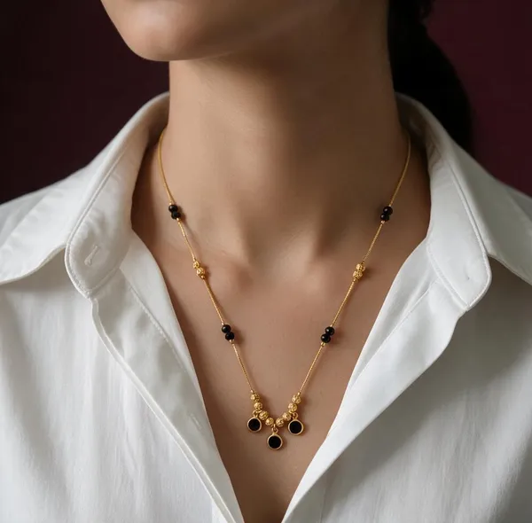 Gold_Tone_Black_Bead_Pendant_Necklace_For_Women