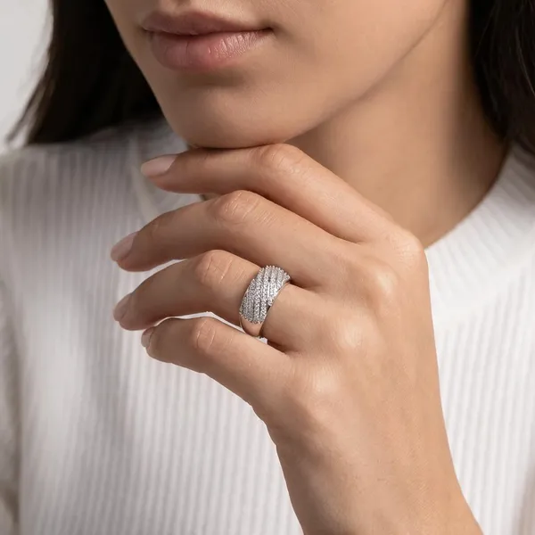 Silver-Tone_Crystal_Statement_Ring_for_Women