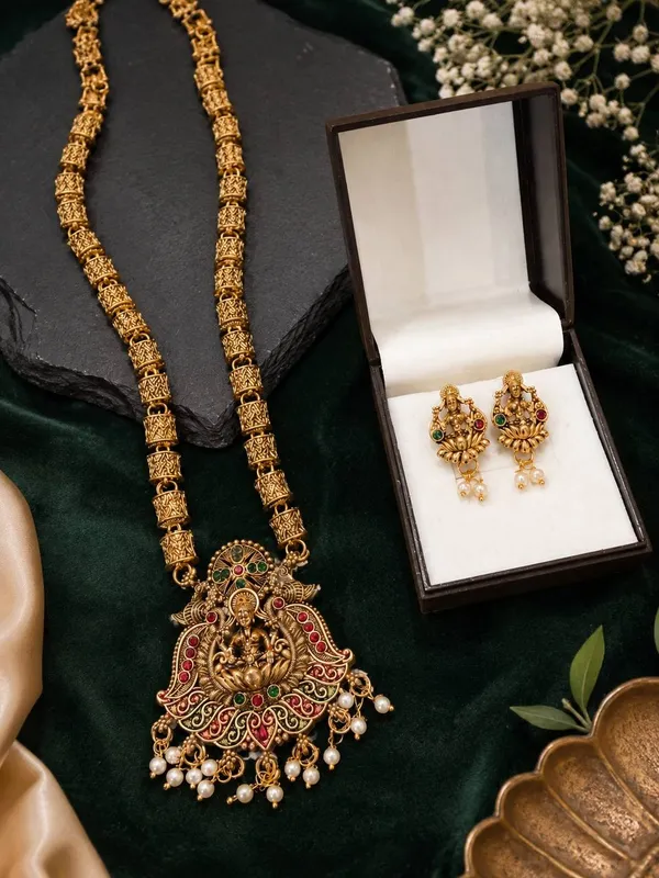 Gold_Tone_Lakshmi_Pendant_Necklace_And_Earrings_Set