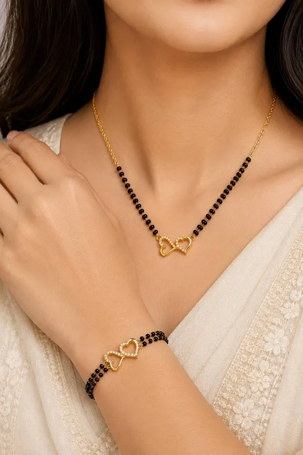 Black_Bead_Heart_Mangalsutra_Set_for_Women