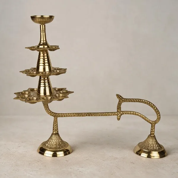 Gold_Brass_Oil_Lamp_For_Puja