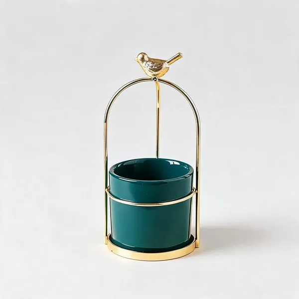 Flagged_Ceramic_Decorative_Vase_For_Home_Decor