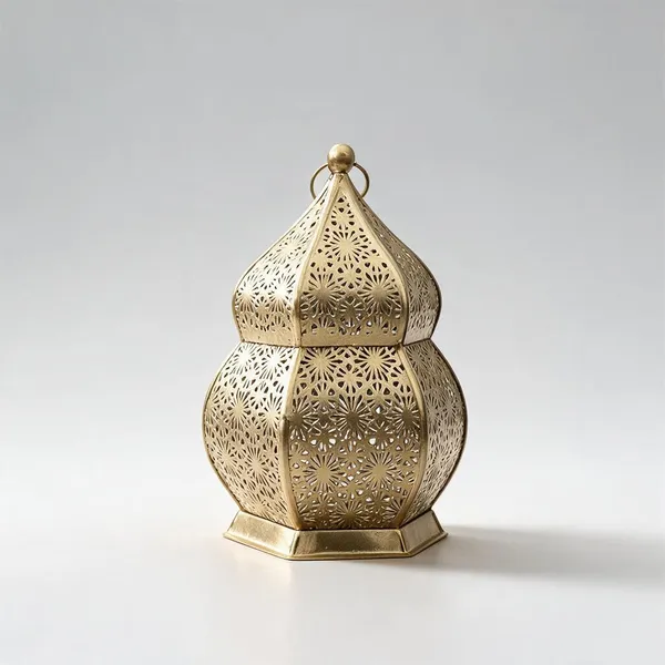 Gold_Metal_Candle_Holder_For_Home_Decor