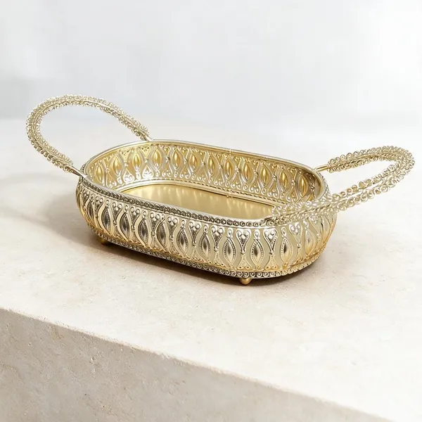 Gold_Metal_Serving_Tray_For_Kitchen