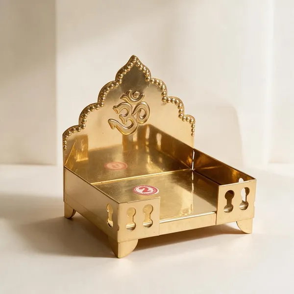 Black_&_Gold_Metal_Oil_Lamp_For_Puja