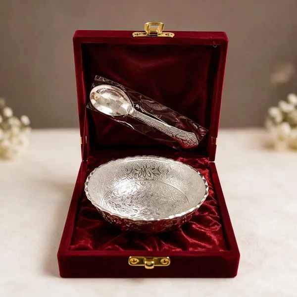 Silver_Metal_Serving_Tray_For_Kitchen