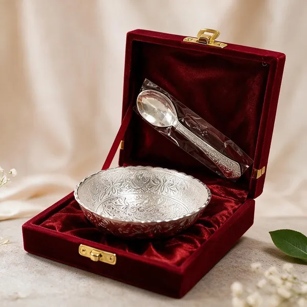 Silver_Metal_Serving_Tray_For_Kitchen