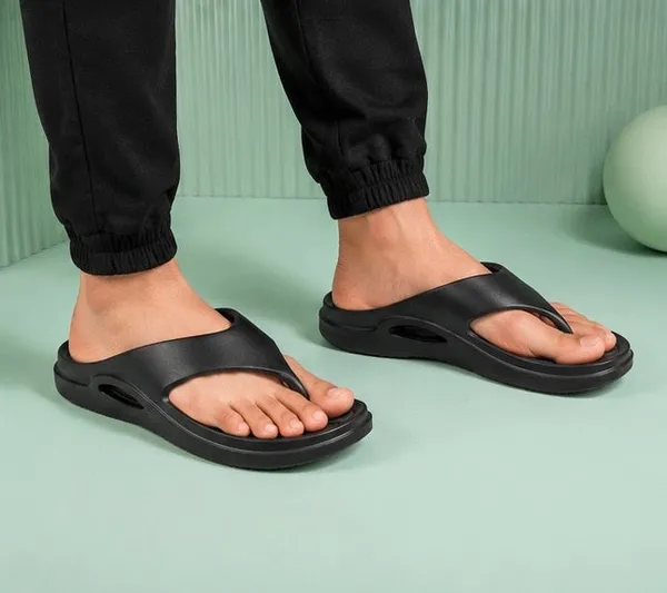 Voolio_Cloudflex_Comfort_Slides_Lightweight_Cushioned_Everyday_Slippers_Black_Grey