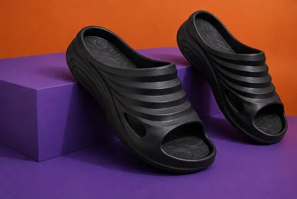 Voolio_Aeroflow_Sculpt_Slides_Black_Edition_Ultra_Soft_Luxury_Comfort_Sliders_Lightweight_Designer_Slides