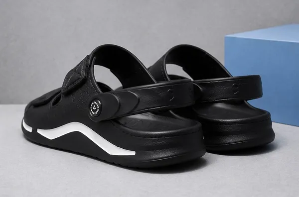 Voolio_Urban_Glide_Slides_Black_Edition_Premium_Comfort_Sandals_With_Back_Strap_Lightweight_Sport_Luxe_Slides