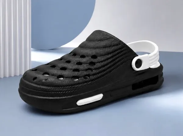 Voolio_Airstride_Dualtone_Eva_Clogs_Black_White