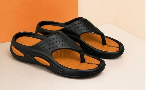 Voolio_Men_S_Black_Orange_Comfort_Flip_Flops