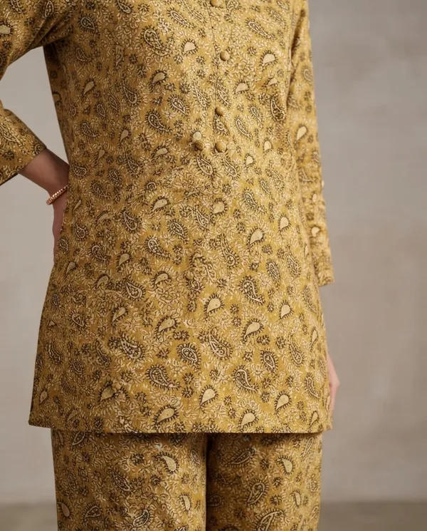 Mustard_Cotton_Paisley_Print_Straight_Fit_Kurta_Set_For_Women