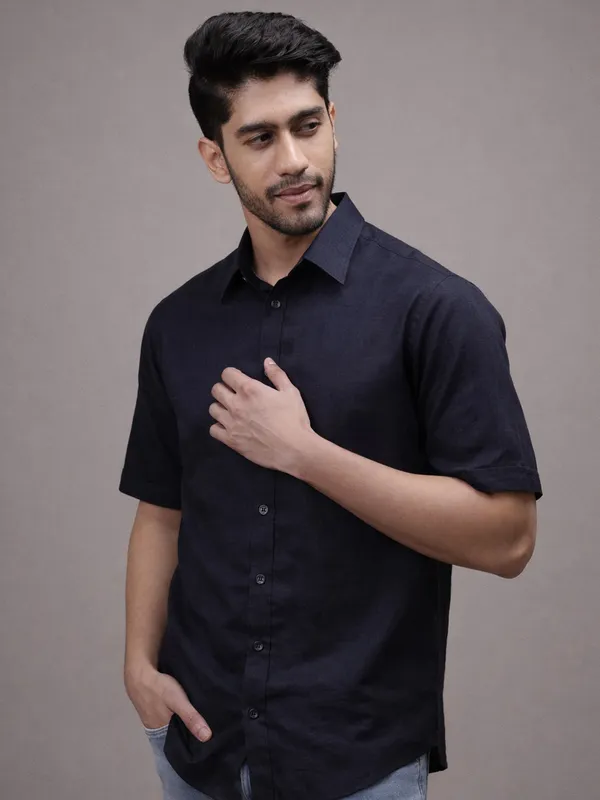 Midnight_Navy_Linen_Shirt