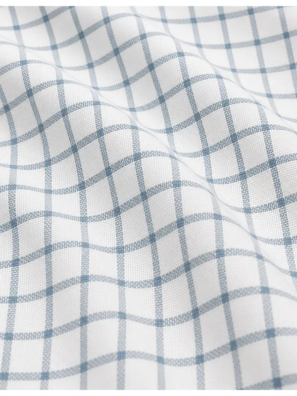 The_Oxfords_Sovereign_Windowpane