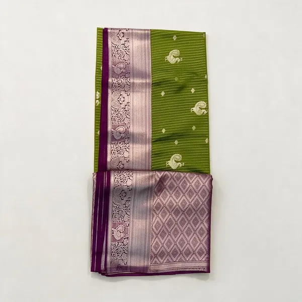 Green_Traditional_Silk_And_Polyster_Saree_For_Women