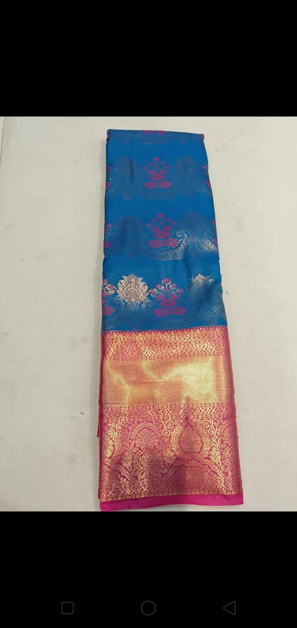 Blue_Woven_Traditional_Saree_for_Women