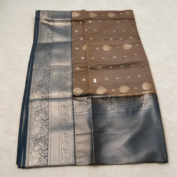 Brown_Zari_Border_Silk_And_Polyster_Saree_For_Women