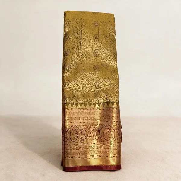 Gold_Brocade_Traditional_Silk_And_Polyster_Saree_For_Women