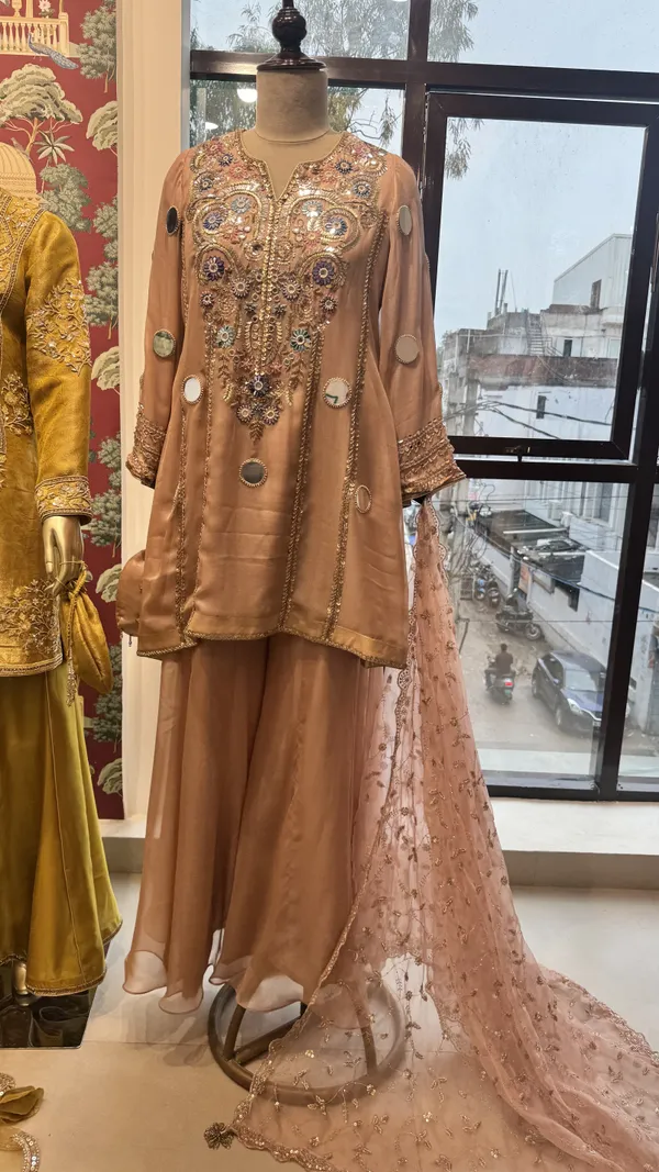 Peach_Foil_Georgette_Embroidered_Ethnic_Suit_Set_For_Women