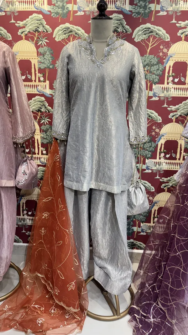 Silver_Crushed_Tissue_Straight_Kurta_Set_For_Women