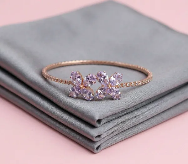 Rose_Gold_Floral_Crystal_Bangle_for_Women