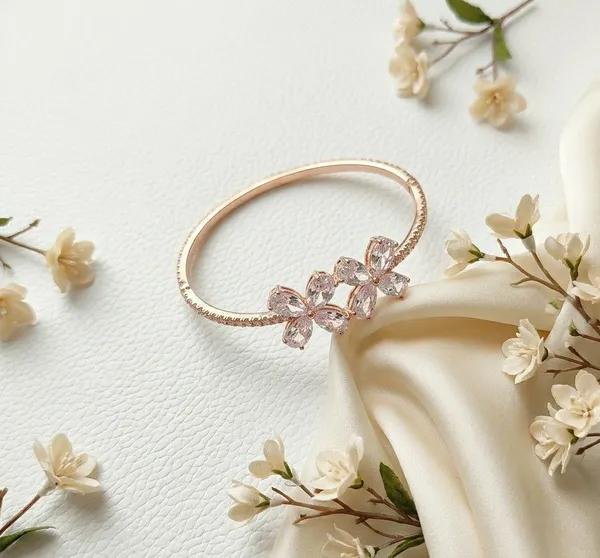 Rose_Gold_Floral_Crystal_Bangle_for_Women