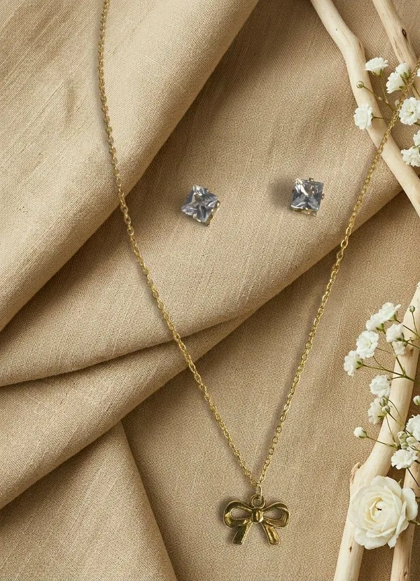 Gold_Tone_Bow_Necklace_And_Stud_Earrings_Set_For_Women