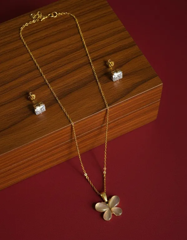 Gold_Tone_Butterfly_Pendant_Necklace_And_Stud_Earrings_Set