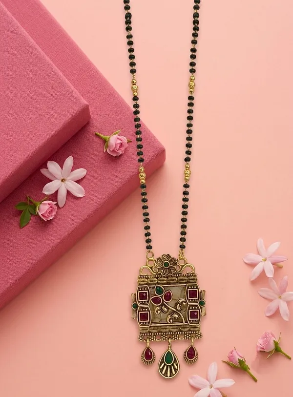 Gold_Tone_Black_Beaded_Pendant_Mangalsutra_Necklace