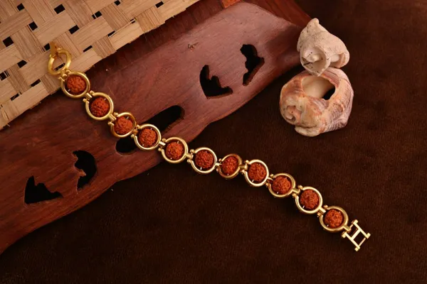 Rudraksha_Bead_Gold_Tone_Link_Bracelet