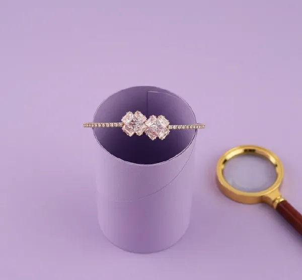 Rose_Gold_Crystal_Embellished_Bangle_for_Women
