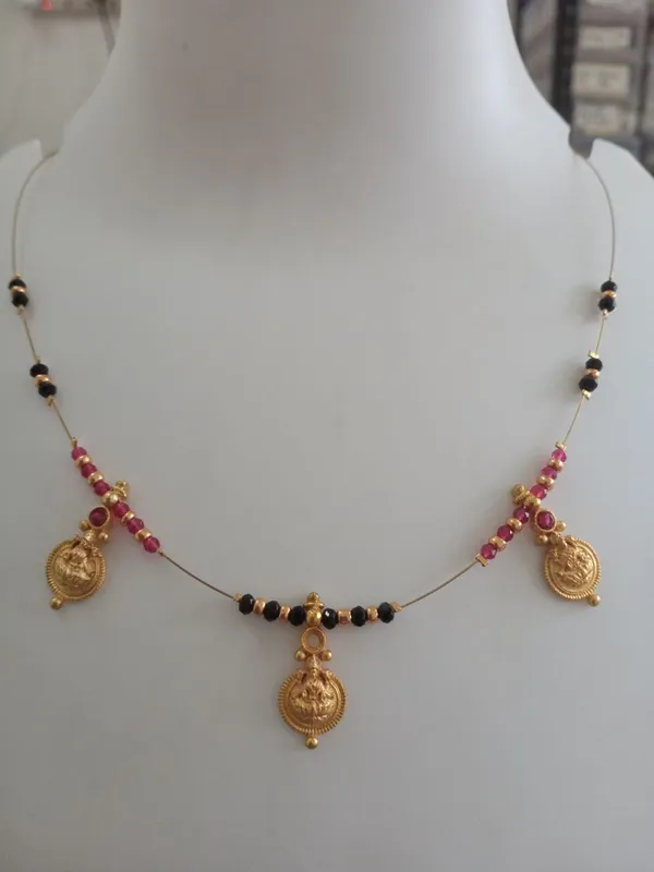 Black_Beaded_Gold_Tone_Mangalsutra_Necklace_for_Women