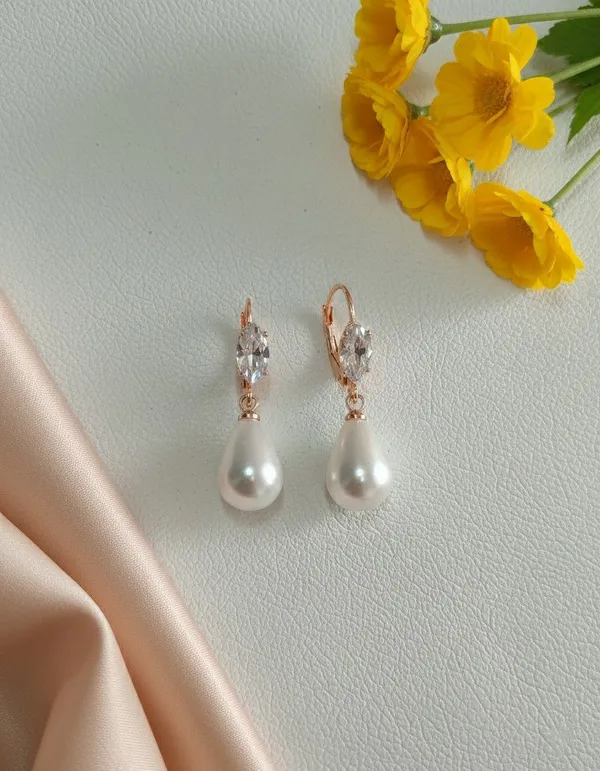 White_Pearl_Drop_Earrings_for_Women