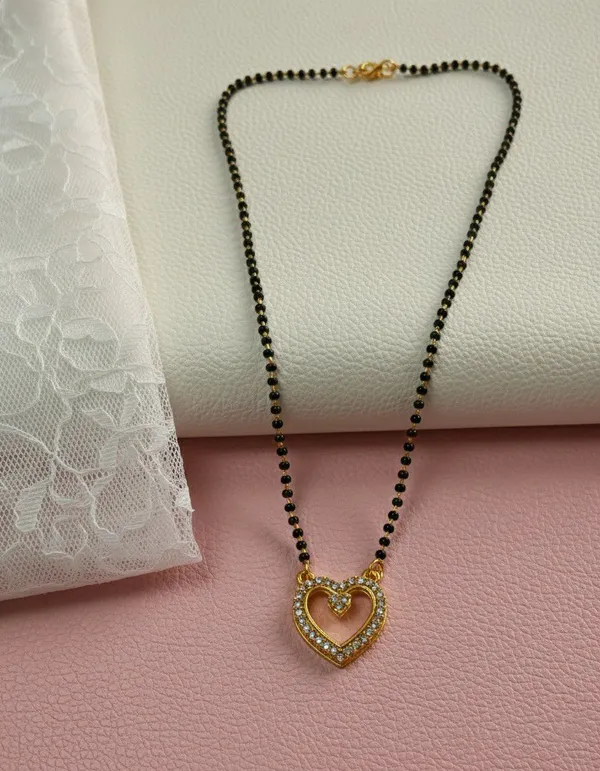 Black_Beaded_Heart_Pendant_Mangalsutra_for_Women