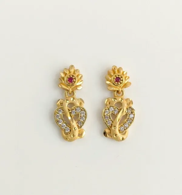 Gold_Tone_Floral_Drop_Earrings_for_Women