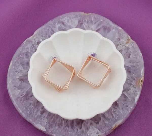 Rose_Gold_Geometric_Square_Earrings_for_Women