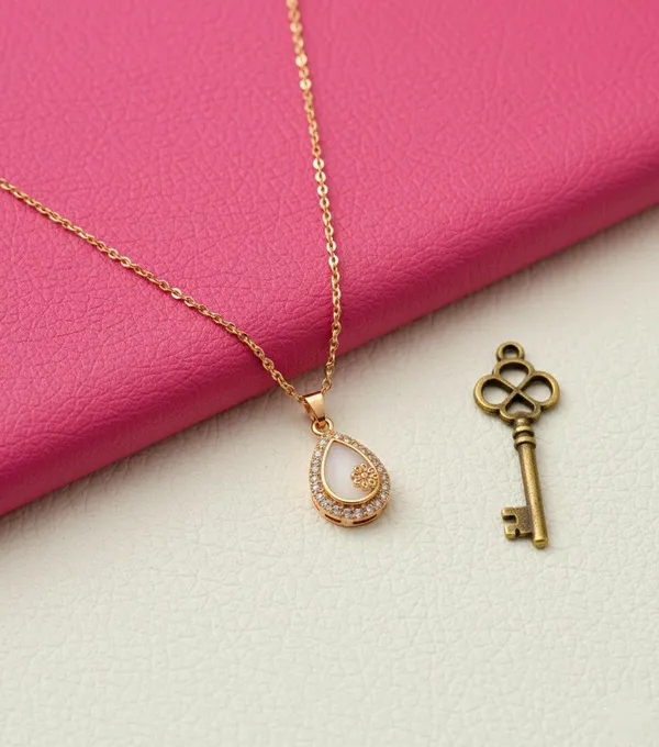 Gold_Tone_Teardrop_Pendant_Necklace_for_Women