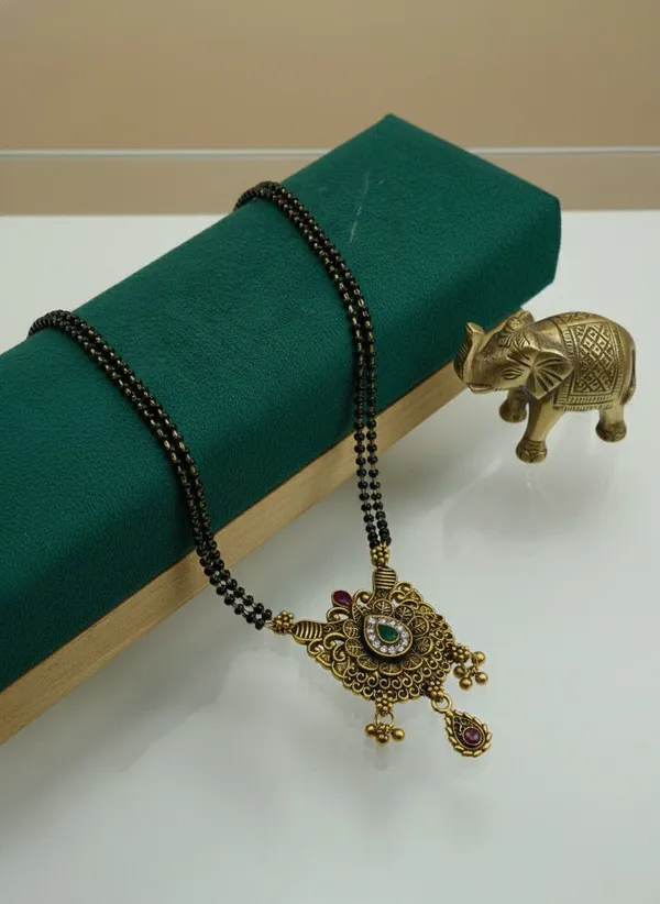 Black_Beaded_Antique_Gold_Mangalsutra_Necklace_for_Women