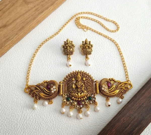 Gold_Tone_Lakshmi_Necklace_And_Earring_Set_for_Women