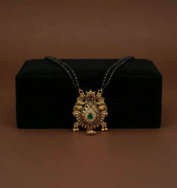 Black_Beaded_Traditional_Mangalsutra_Necklace_for_Women